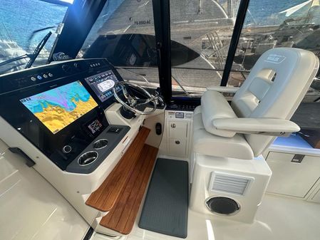 Boston-whaler 405-CONQUEST image