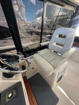 Boston-whaler 405-CONQUEST image