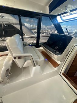 Boston-whaler 405-CONQUEST image