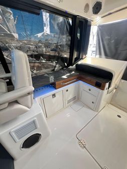 Boston-whaler 405-CONQUEST image