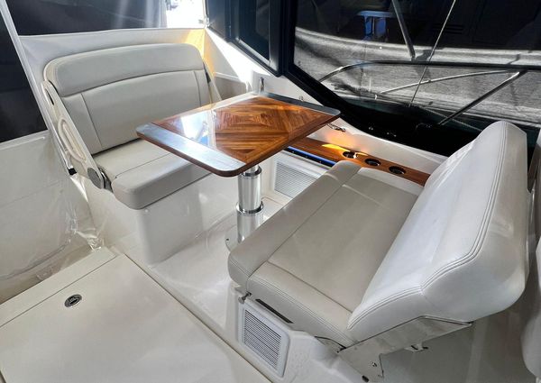 Boston-whaler 405-CONQUEST image