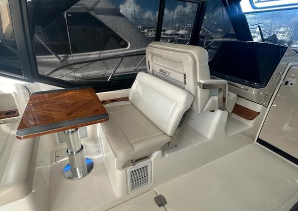 Boston-whaler 405-CONQUEST image