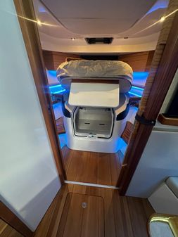 Boston-whaler 405-CONQUEST image