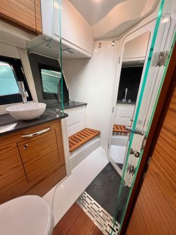 Boston-whaler 405-CONQUEST image