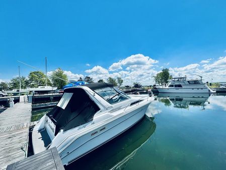 Sea Ray 330 Sundancer image