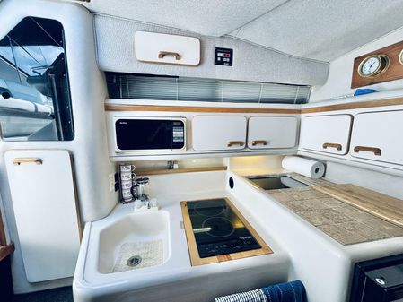 Sea Ray 330 Sundancer image