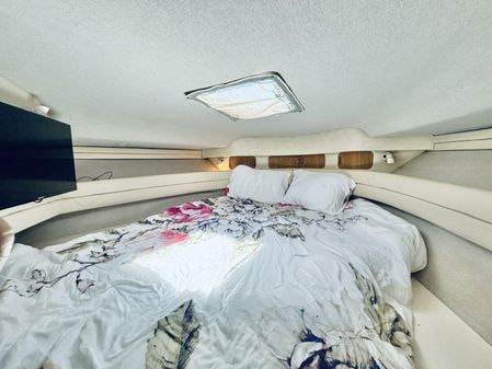 Sea Ray 330 Sundancer image