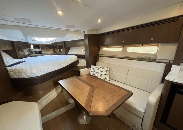 Sea Ray 350 Coupe image