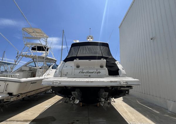 Sea Ray 350 Coupe image