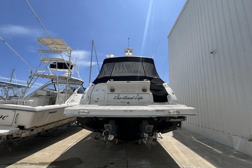 Sea Ray 350 Coupe image