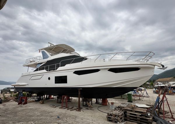 Azimut 60 fly image