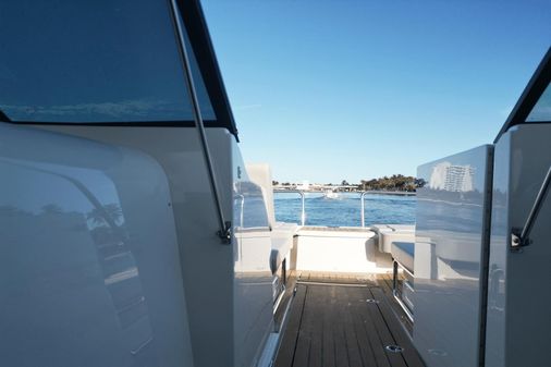 Aquila 36 Sport image