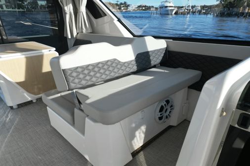 Aquila 36 Sport image