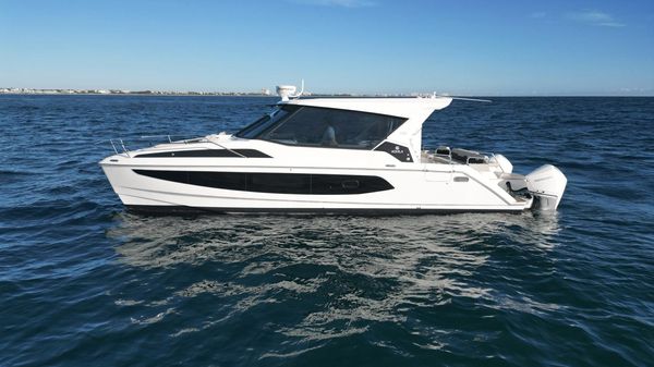 Aquila 36 Sport 