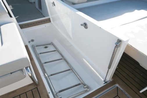 Aquila 36 Sport image