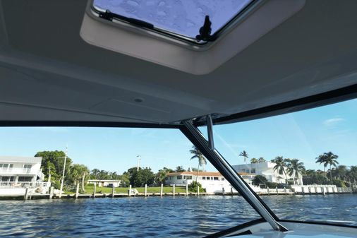 Aquila 36 Sport image