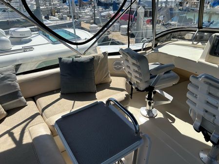 Mainship Trawler image