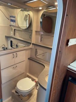 Luhrs 32-OPEN image