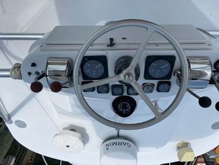 Luhrs 32-OPEN image