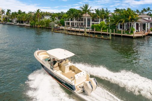 Chris-Craft Calypso 30 image