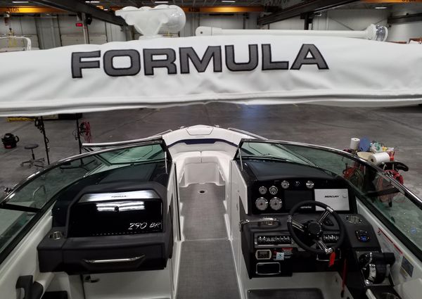 Formula 290-BOWRIDER image