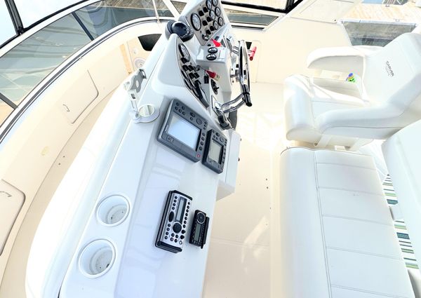 Carver 356 Motor Yacht image