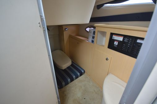 Bayliner 335-CRUISER image