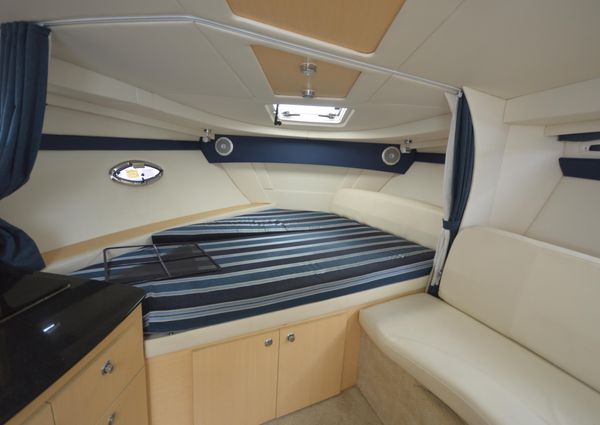 Bayliner 335-CRUISER image