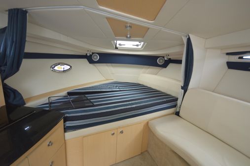 Bayliner 335-CRUISER image