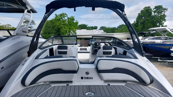 Yamaha-boats 195S image