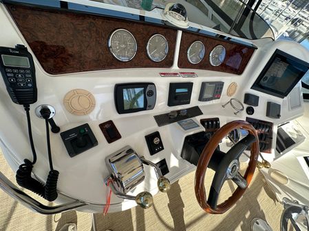 Sea Ray 48 Sedan Motor Yacht image