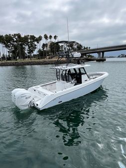 Everglades 335 Center Console image