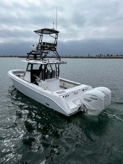 Everglades 335 Center Console image