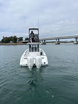 Everglades 335 Center Console image