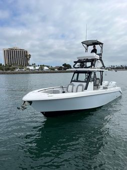 Everglades 335 Center Console image