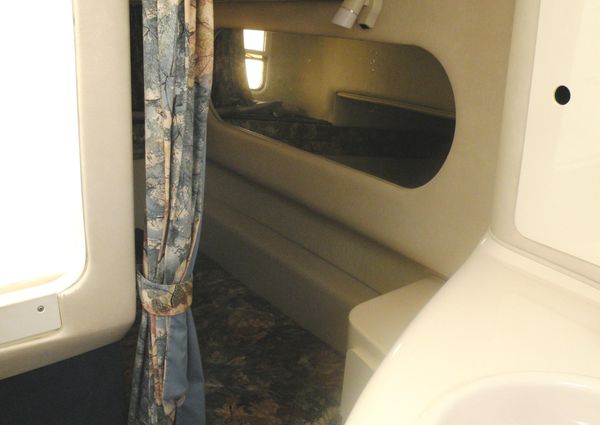 Sea Ray 270 Sundancer image