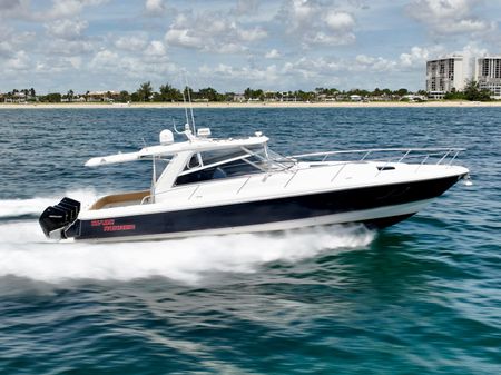 Intrepid 475 Sport Yacht image