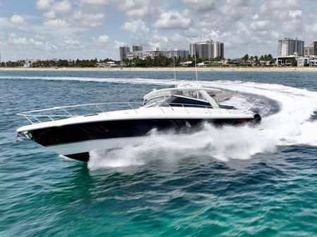 Intrepid 475 Sport Yacht image