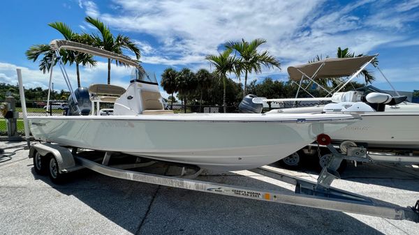 Sportsman Tournament 214 Bay Boat