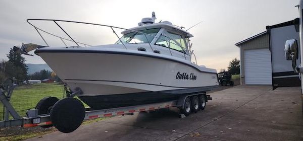 Boston Whaler 315 Conquest image