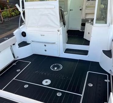 Boston Whaler 315 Conquest image