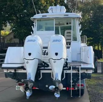 Boston Whaler 315 Conquest image