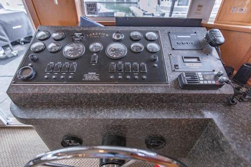 Lakeview 16-X-76-HOUSEBOAT image