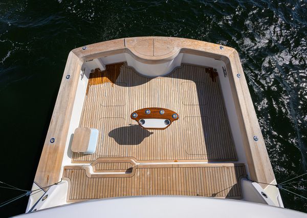 Ocean Yachts Convertible image