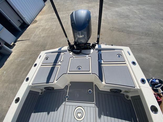 2020 Pathfinder 2500 Hybrid Seminole, Florida - USA Coastal Marine