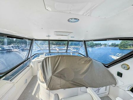 Sea Ray 480 Sedan Bridge image