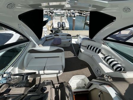 Cruisers-yachts 330-EXPRESS image