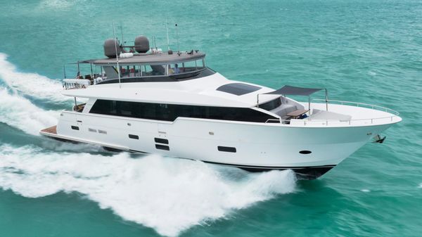 Hatteras M90 Panacera 