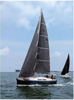 Hanse 400E image