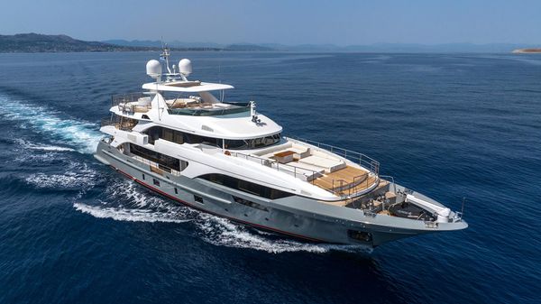 Benetti Classic Supreme 132